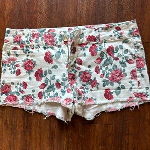 Floral shorts celebrity pink jeans